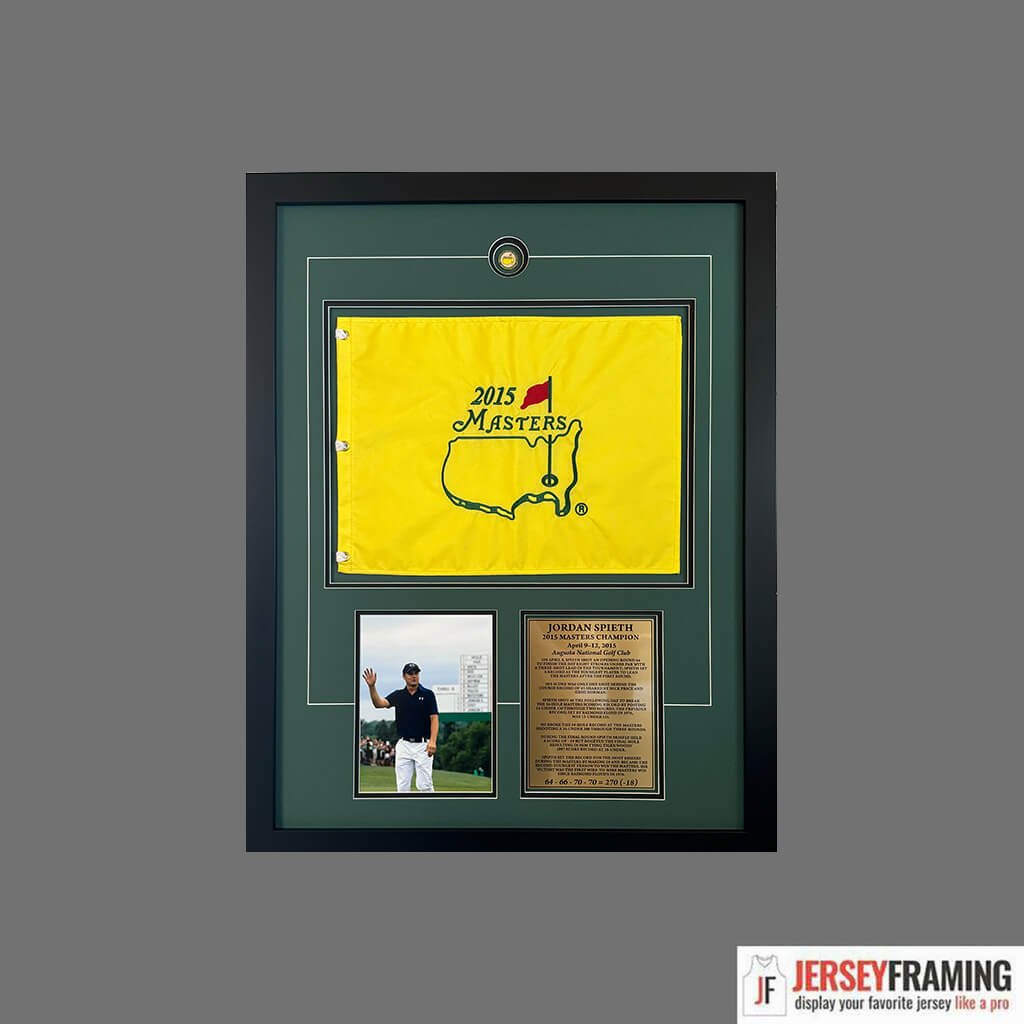 Custom golf ball shadowbox